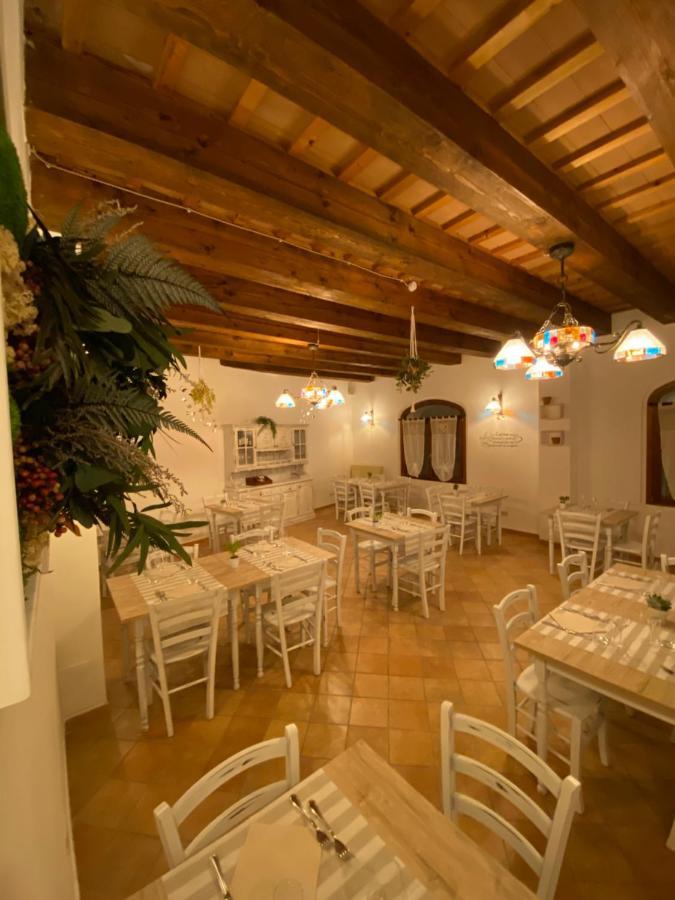 Locanda Della Pieve Pievebovigliana Exteriör bild